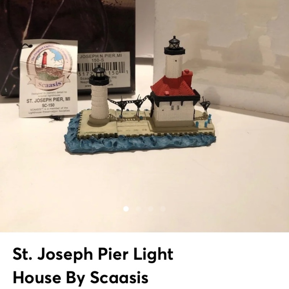 Lighthouse model
